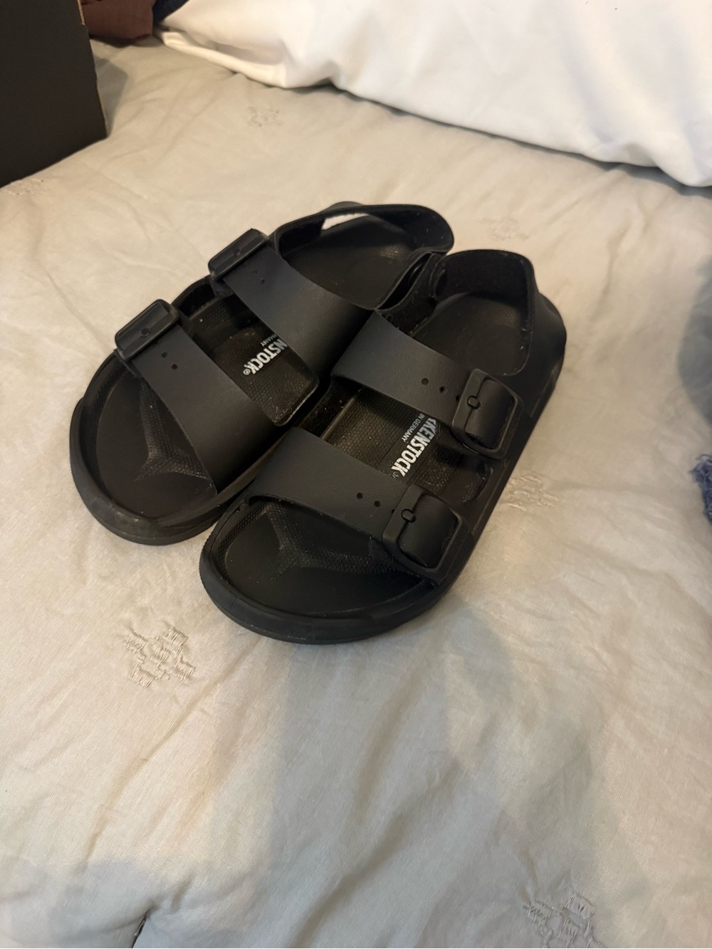Birkenstock Black Kids Mogami Sandals sz 34
